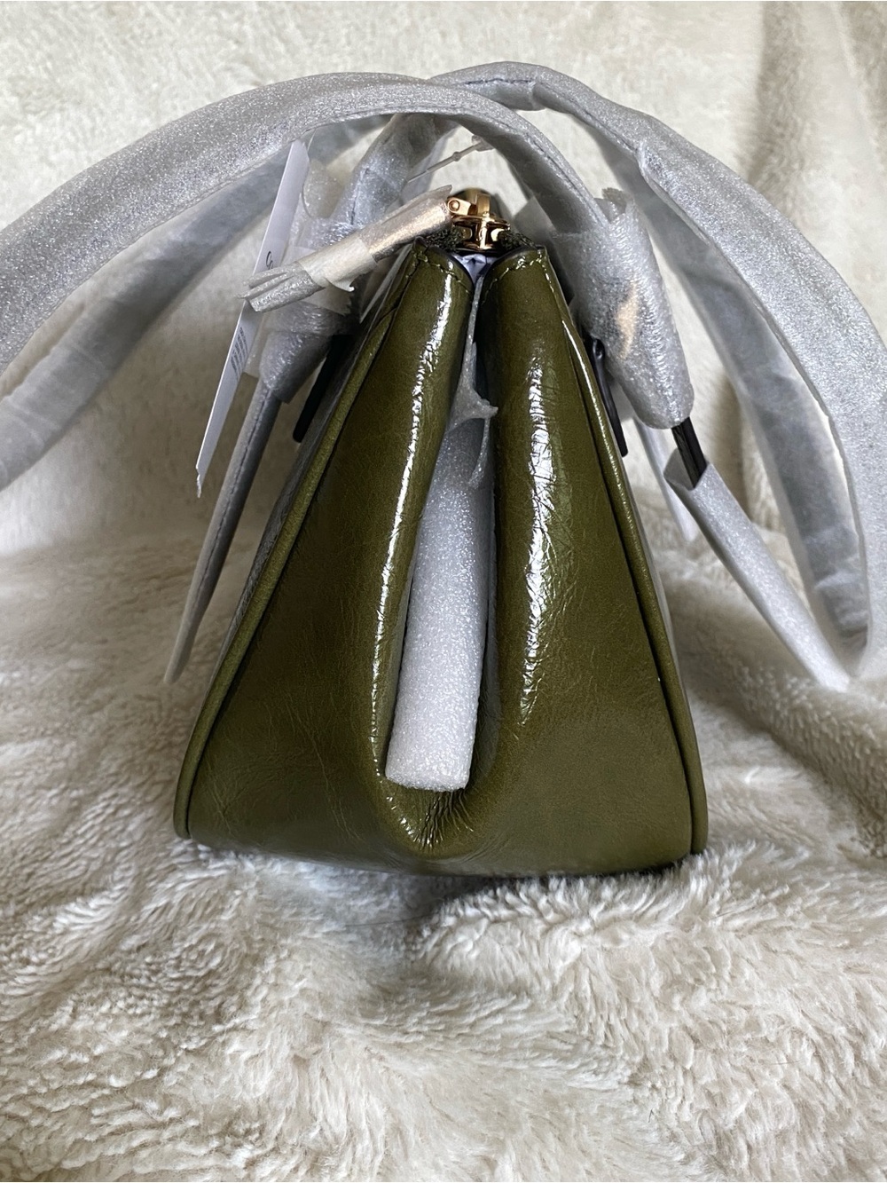 COACH Olive Patent Shoulder Bag with Gold Logo - Picture 8 of 11